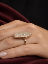 Carica l'immagine nel visualizzatore di Gallery, Anello Marquise in Oro Rosa 9 Carati con Diamanti Lab Grown - Rosso Veneziano Gioielli