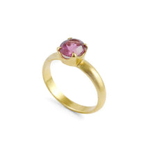Carica l'immagine nel visualizzatore di Gallery, Anello in argento dorato con tormalina rosa - Rosso Veneziano Gioielli