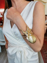 Carica l'immagine nel visualizzatore di Gallery, Bracciale Polpo in Bronzo Dorato – Rosso Veneziano Gioielli