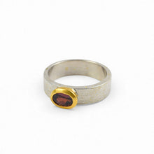 Carica l'immagine nel visualizzatore di Gallery, Anello in argento bicolor con tormalina colorata - Rosso Veneziano Gioielli
