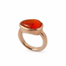 Carica l&#39;immagine nel visualizzatore di Gallery, Anello in argento rosa con opale di fuoco taglio cabochon
