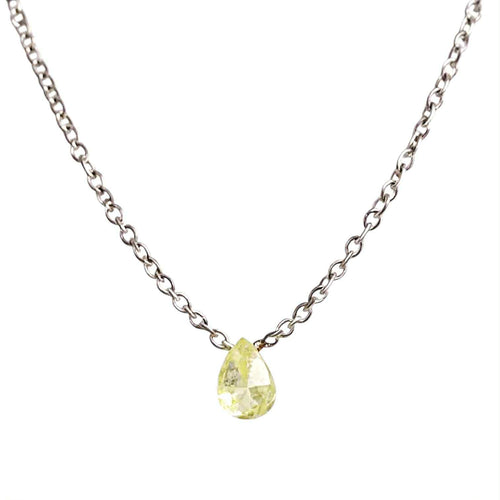 Girocollo in oro bianco con goccia di diamante giallo fancy