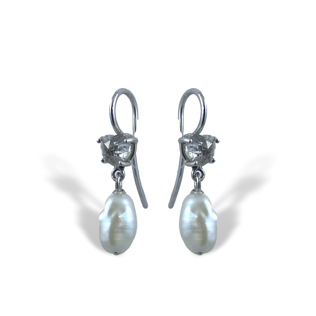 Orecchini da donna con diamanti fancy