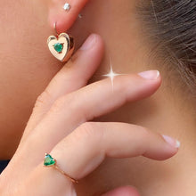 Carica l&#39;immagine nel visualizzatore di Gallery, Anello da donna con cuore smeraldo
