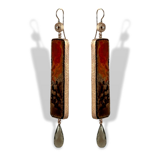 Orecchini in argento rosa con ceramica quarzo fumè e diamanti